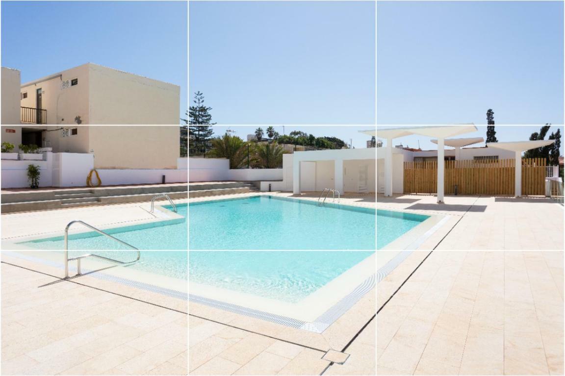 Las Americas Downtown : Prime Location Accomm. Arona  Exteriér fotografie